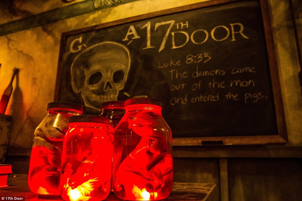 Bên trong căn nhà rùng rợn nhất thế giới - 7