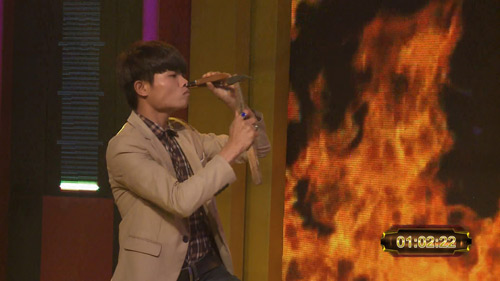 Phương Thanh, Hồng Vân sợ hãi vì những màn kungfu trên “Bạn Có Thực Tài?” - 2