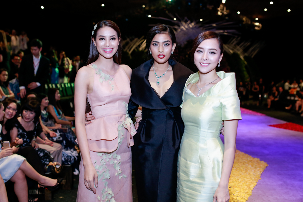 Angela Phương Trinh, Tóc Tiên đọ sức hút trên thảm đỏ - 5