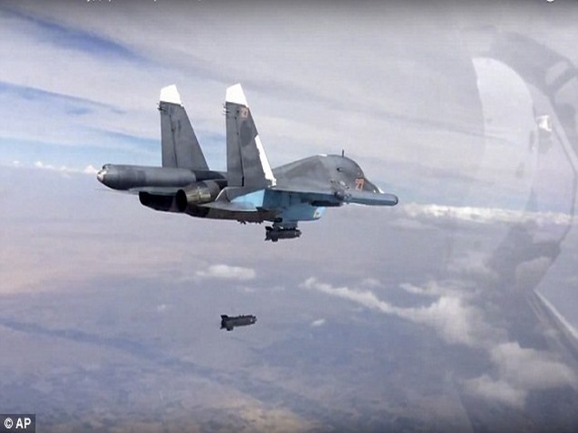 Mỹ tố &#34;Putin cố tình” tấn công quân do CIA huấn luyện - 2