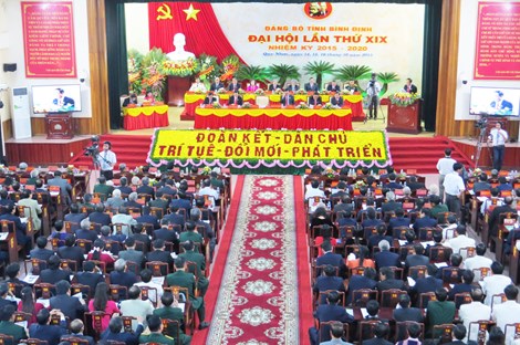 Ông Nguyễn Minh Triết được bầu vào Tỉnh ủy Bình Định - 1