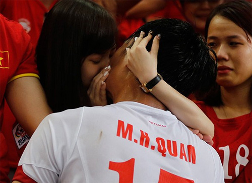 Nhìn lại 6 tháng yêu mặn nồng của Ly Kute và Mạc Hồng Quân - 2