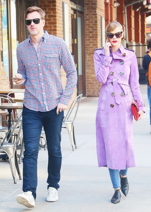 "Bóc giá" trang phục đầu thu của sao thế giới - 6