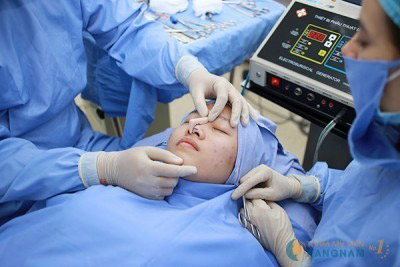 “Độc chiêu” dành tặng nàng có mũi cà chua - 3