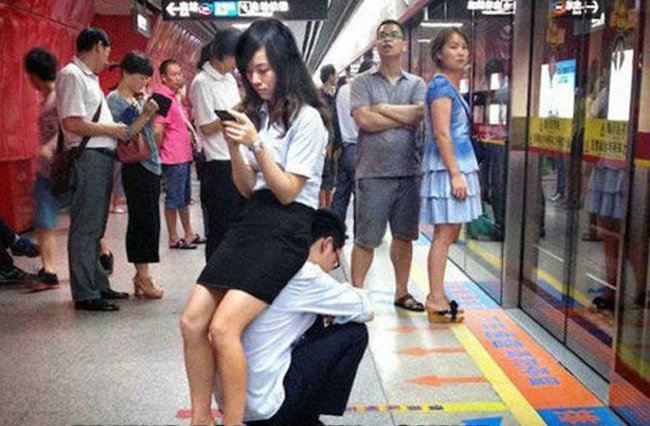 Thế này mới đúng là người đàn ông "yêu thương" phụ nữ chứ.
