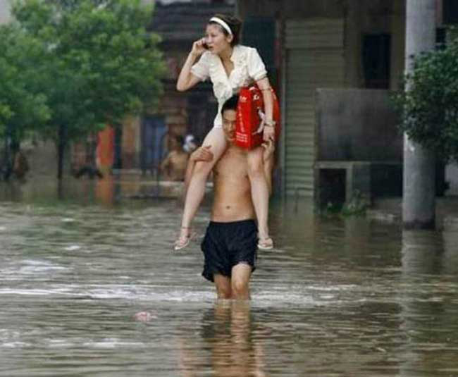 Hôm nay thôi, ngày thường thì xuống mà bơi nhé.
