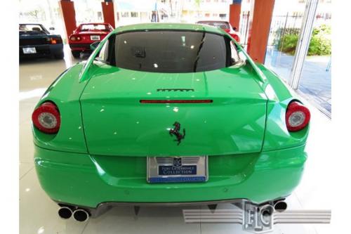 Ferrari 599 GTB Fiorano 2007 độc đáo với màu sắc lạ - 5