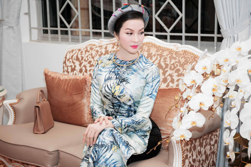 Giáng My mở tiệc tại nhà riêng mừng ngày 20.10 - 5