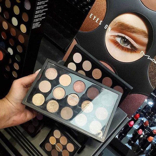 Những "người đẹp phấn son" gốc Á được ái mộ nhất - 3