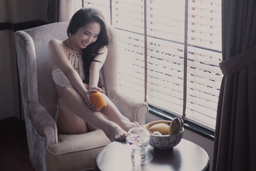 "Cá sấu" Quỳnh Nga khoe cơ thể gợi cảm với nội y - 2