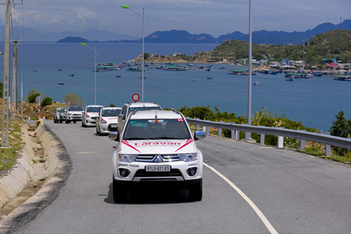 Chùm ảnh đẹp: 2000km xuyên Việt cùng Mitsubishi Caravan 2015 - 9
