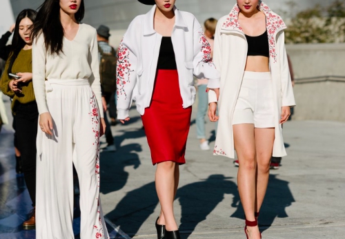 Tín đồ Hàn chơi đùa với thời trang trên phố Seoul - 9