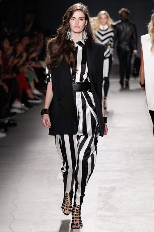 Giới trẻ phát cuồng vì thiết kế Balmain dành cho H&M - 15