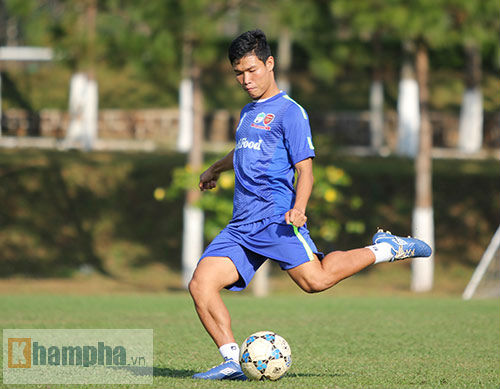 Khai mạc giải U21-Cup Clear Men: “Nóng” từ trận đầu - 2