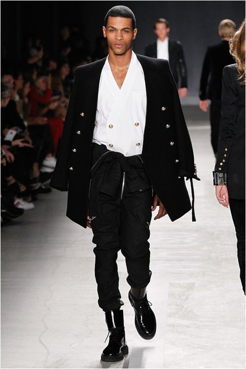 Các chàng "ngất ngây" vì BST Balmain dành cho H&M - 5