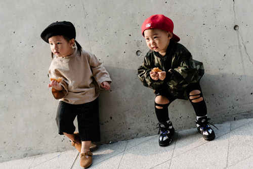 Tín đồ “chất không đợi tuổi” ở Seoul fashion week - 1