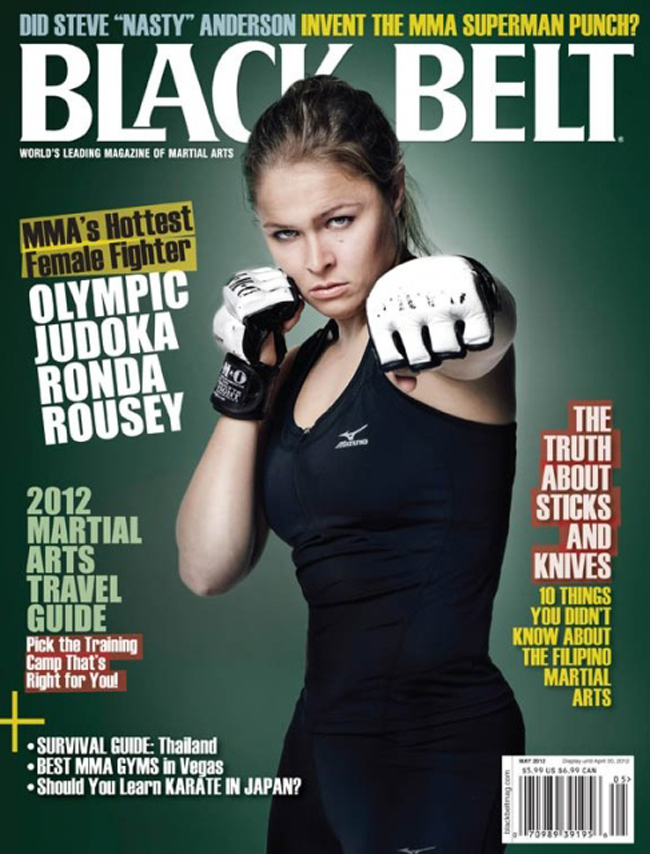 Ronda Rousey xuất hiện đầy thách thức trên tạp chí Black Belt.
