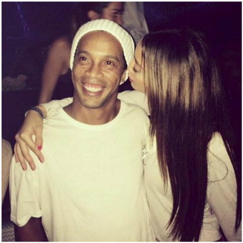 Sao 360 độ 23/10: Ronaldo khoe siêu xe mới - 2