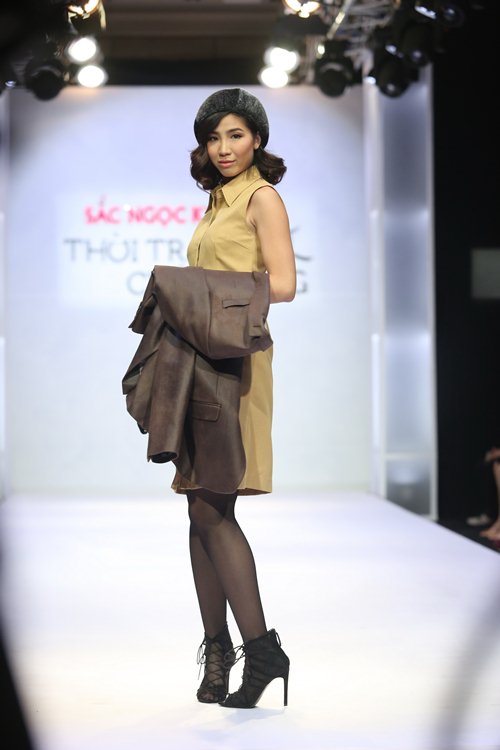 Diễm Hương tự tin làm vedette trên sàn catwalk - 4