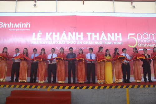 Khánh thành nhà máy sản xuất thức ăn chăn nuôi Bình Minh - 1
