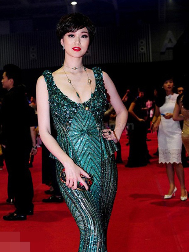 Những bộ cánh khiến sao Việt cộng thêm vài tuổi - 14