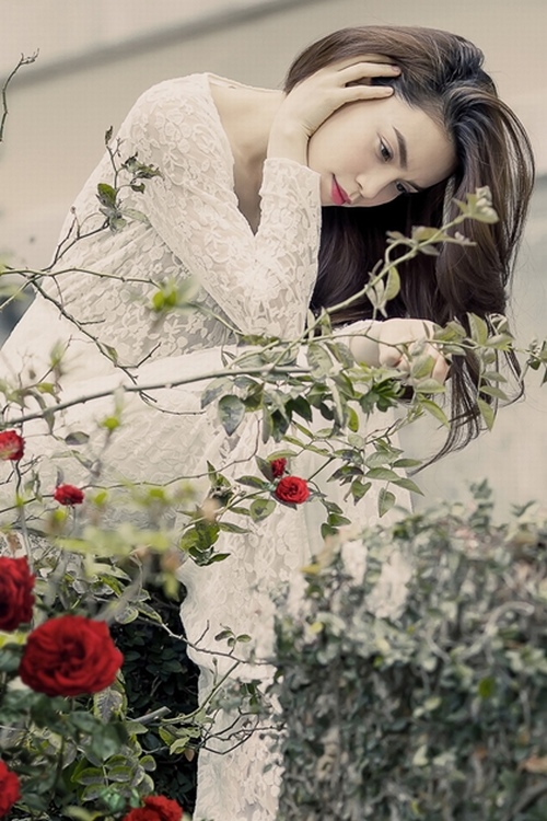 Những shoot hình "liễu yếu đào tơ" của Hà Hồ - 2