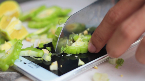 Arbutus AR5 - smartphone công nghệ Nhật ồ ạt vào Việt Nam với giá rẻ - 4