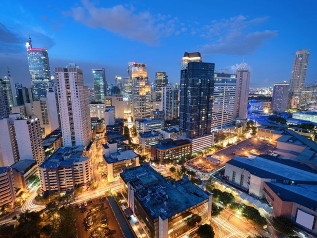 Sự náo nhiệt, lung linh ở thủ đô Manila, Philippines.
