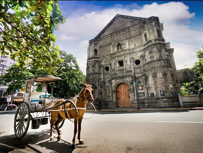 Đây là một trong những ví dụ hoàn hảo về kiến trúc Tây Ban Nha ở thủ đô Manila. Nhà thờ Malate là một trong những nhà thờ cổ nhất ở Philippines.
