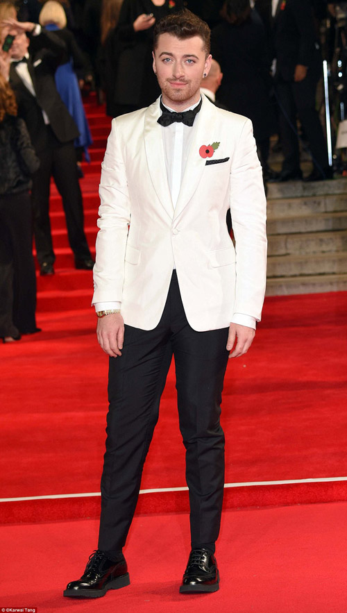 Lễ ra mắt "007" hoành tráng như tiệc hoàng gia - 5