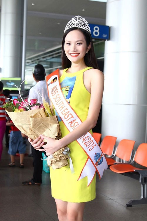 Những mỹ nhân Việt dính scandal thi sắc đẹp "chui" - 6