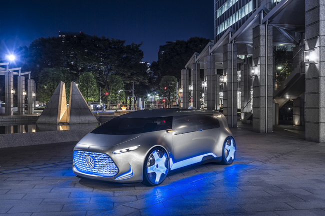 Sau khi xuất hiện những hình ảnh rò rỉ cách đây vài ngày, hãng xe Đức đã chính thức công bố mẫu Mercedes-Benz Vision Tokyo concept tại triển lãm Tokyo Motor Show đang diễn ra ở Nhật Bản.