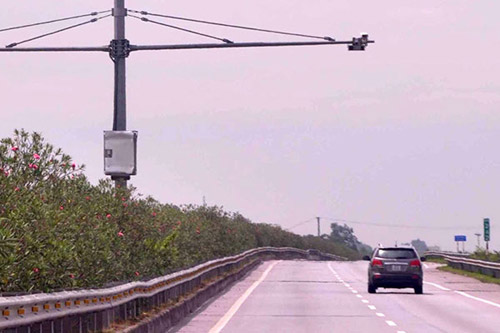 Mời tư nhân đầu tư “phạt nguội” trên cao tốc - 2