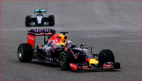 Phía sau vạch đích US GP: Buồn nhiều hơn vui (P3) - 2