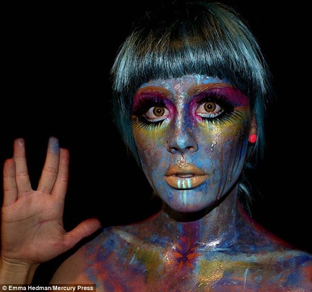 Ngỡ ngàng tài trang điểm Halloween của "gái một con" - 3