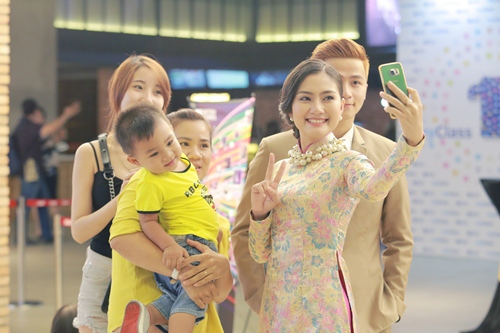 Trương Thị May diện đầm đen vẫn trẻ trung, nổi bật - 8