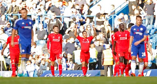 Coutinho rực sáng, đẩy Chelsea vào bể khổ - 4