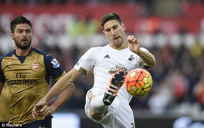 Chi tiết Swansea - Arsenal: Vỡ trận (KT) - 3