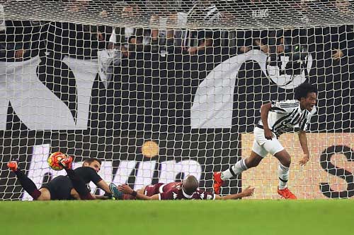 Juventus - Torino: Nghẹt thở derby - 1