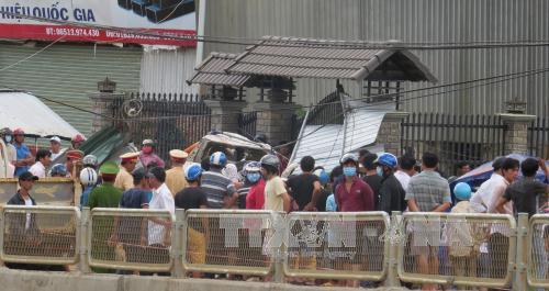 Bình Phước: Tai nạn kinh hoàng, 3 người chết, 4 người bị thương - 1