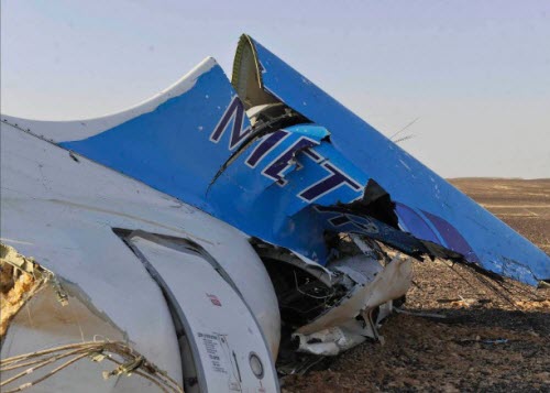 Máy bay Nga gặp nạn: Vỡ tan trên không trung - 1