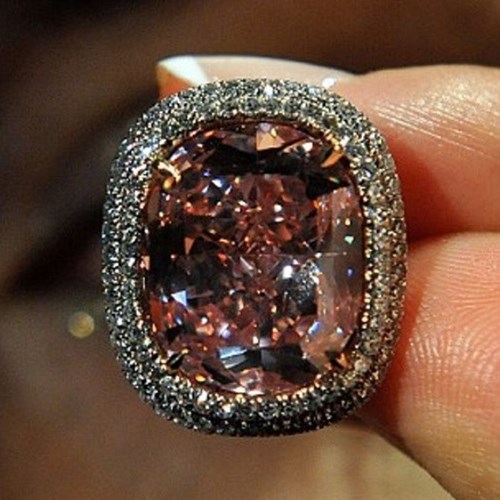 Nhìn gần viên kim cương được 'hét giá' hơn 500 tỷ đồng - 5