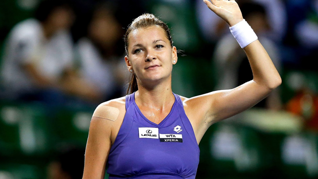 Tại WTA Finals năm nay, Radwanska đi qua hành trình kì lạ để lên ngôi vô địch. Cô vượt qua vòng bảng đầy ngoạn mục, chặn đứng hiện tượng Muguruza ở vòng bán kết trước khi vượt qua Petra Kvitova với tỷ số 6-2, 4-6, 6-3 ở trận cuối cùng.
