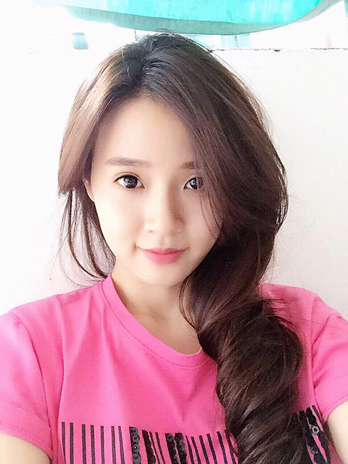 Facebook sao 3/11: Elly Trần "nổi như cồn" ở nước ngoài - 4