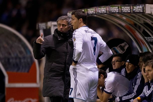 Gạt "thù cũ", Ronaldo khen Mourinho hết lời - 1