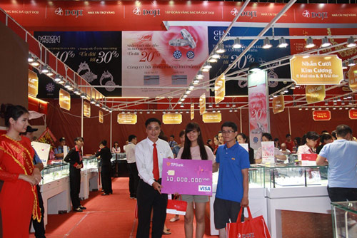 Nhận 10 triệu đồng khi sắm nhẫn cưới DOJI - 1