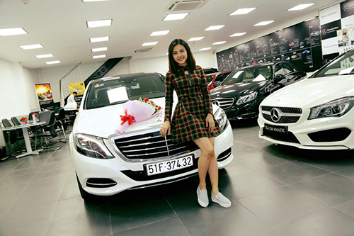 Facebook sao 6/11: Midu tái xuất sau scandal "bị cắm sừng" - 5