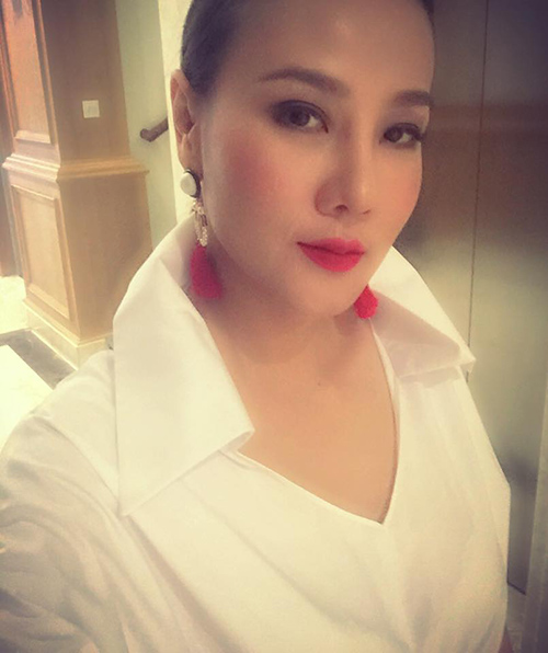 Facebook sao 6/11: Midu tái xuất sau scandal "bị cắm sừng" - 5