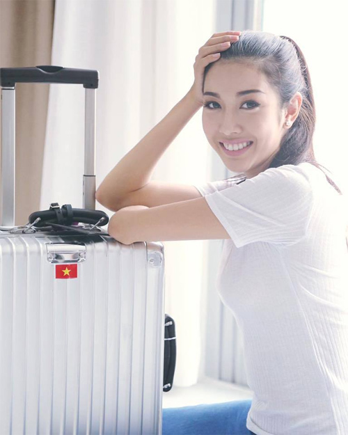 "Giải mã" vẻ đẹp mê hồn của Á hậu Quốc tế Thúy Vân - 2