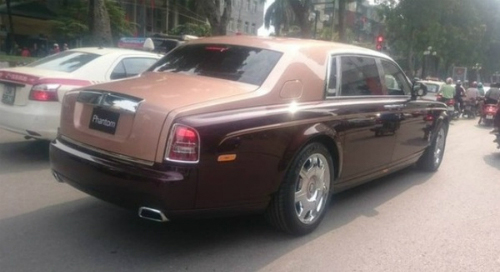 Rolls-Royce Phantom Lửa thiêng 50 tỷ &#34;náo loạn&#34; đường phố HN - 2